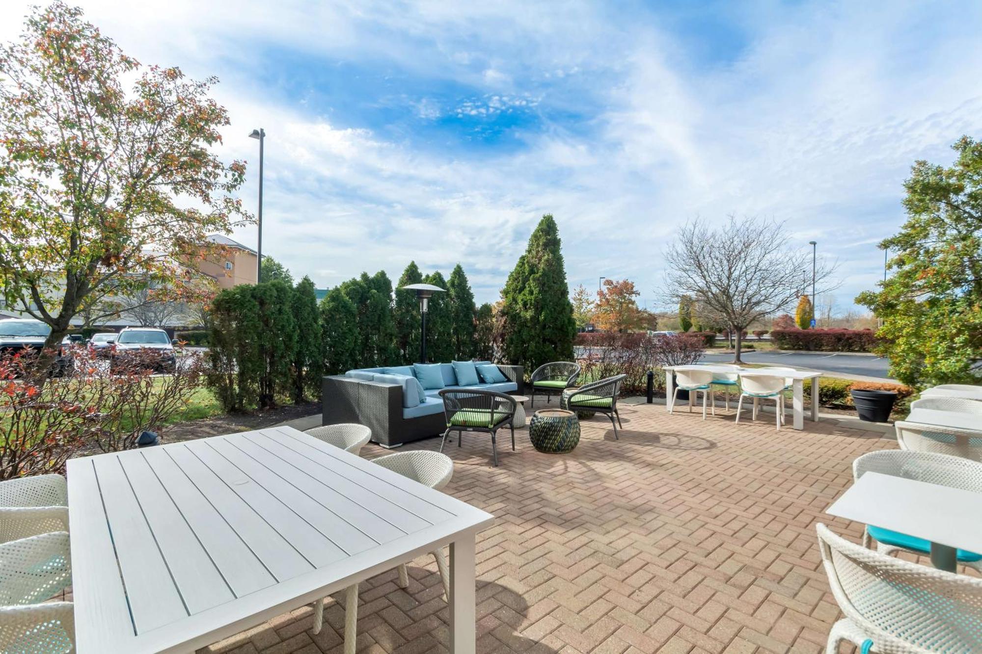 Hilton Garden Inn Lexington Georgetown Exterior photo