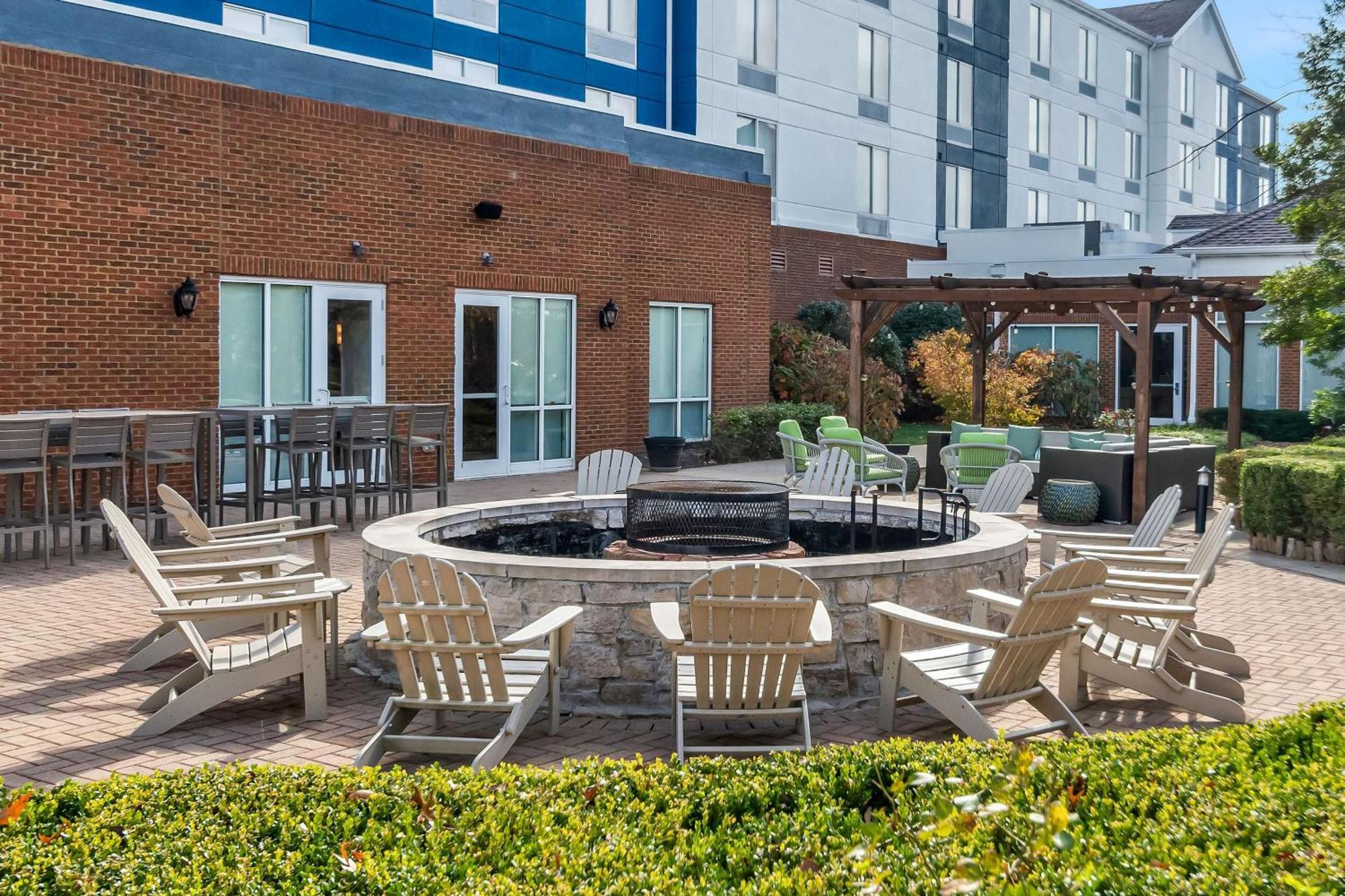 Hilton Garden Inn Lexington Georgetown Exterior photo