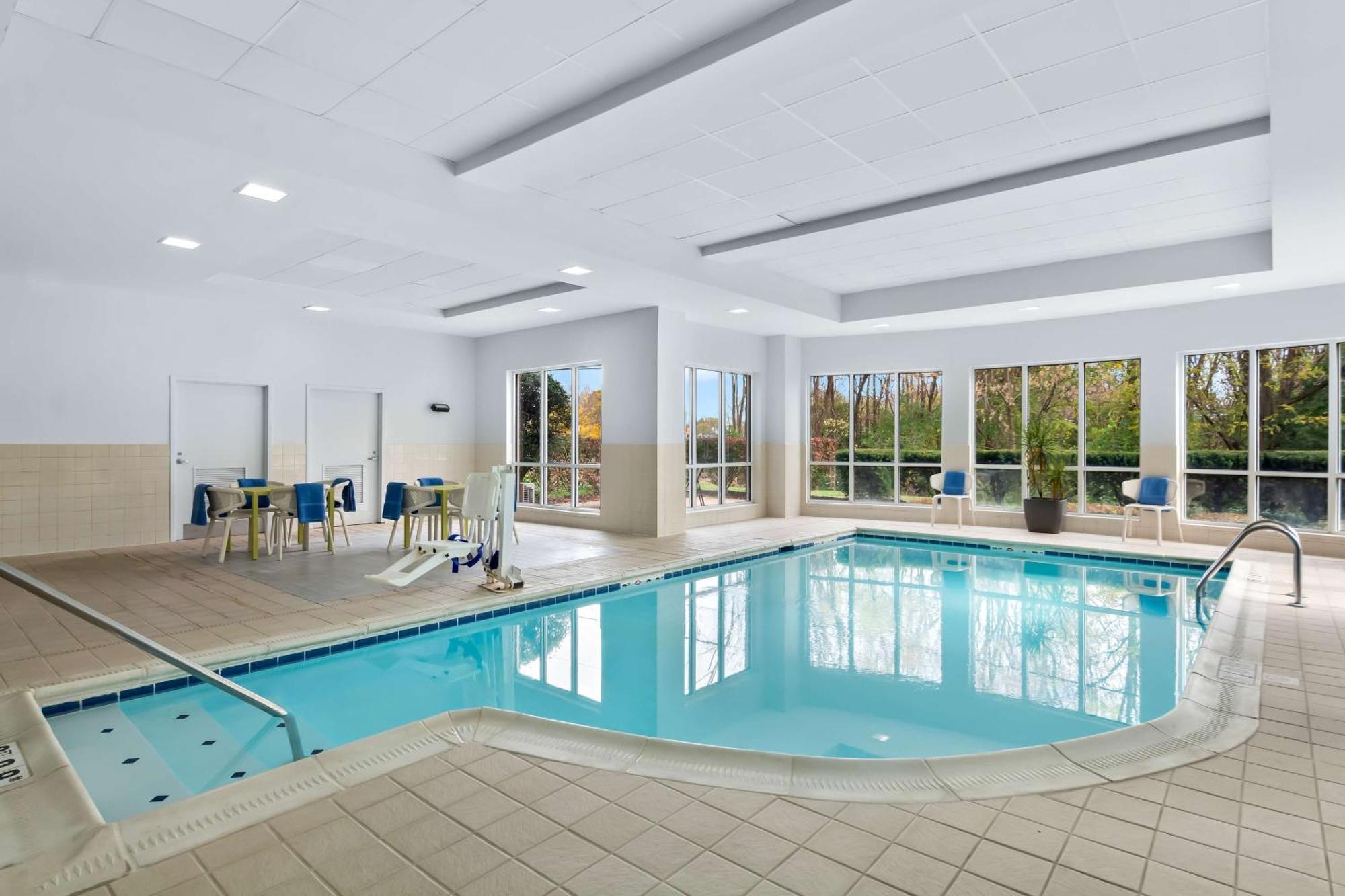 Hilton Garden Inn Lexington Georgetown Exterior photo